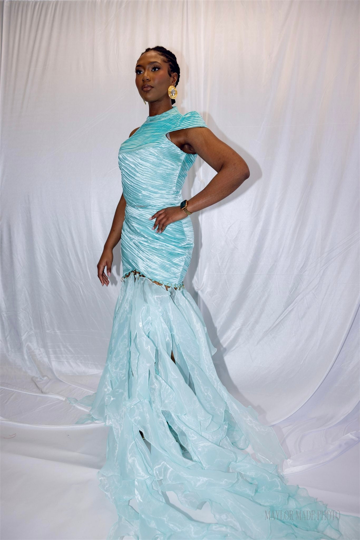 Sea-form Set Top